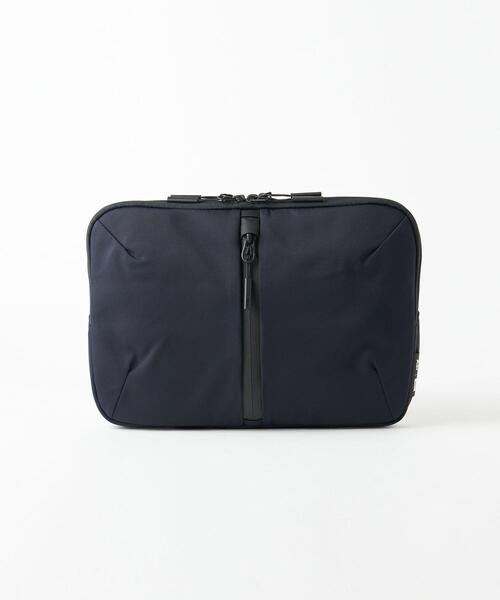 Aer(エアー)の「【別注】 <WWS(ダブリューダブリューエス)×Aer(エアー)×BEAUTY&YOUTH> TECHFOLIO 13inch/PCケース(PC・タブレットケース・メンズ・ネイビー・FREE)」の4枚目の写真