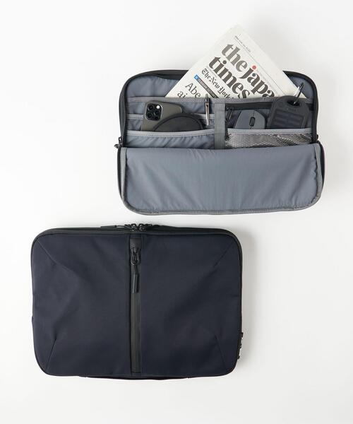Aer(エアー)の「【別注】 <WWS(ダブリューダブリューエス)×Aer(エアー)×BEAUTY&YOUTH> TECHFOLIO 13inch/PCケース(PC・タブレットケース・メンズ・ネイビー・FREE)」の8枚目の写真