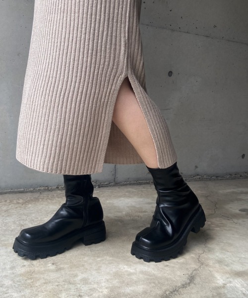 prose verse(プロズヴェール)の「《ZOZO・店舗限定》トラックソールストレッチショートブーツ(ブーツ・レディース・ブラック/ブラック系その他・SMALL/MEDIUM/LARGE/LL)」の8枚目の写真