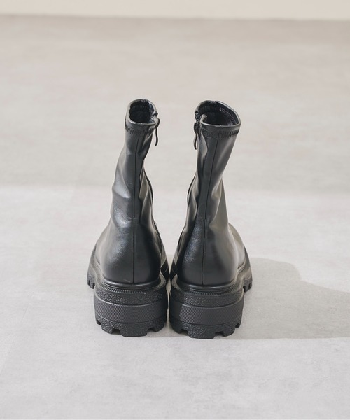 prose verse(プロズヴェール)の「《ZOZO・店舗限定》トラックソールストレッチショートブーツ(ブーツ・レディース・ブラック/ブラック系その他・SMALL/MEDIUM/LARGE/LL)」の13枚目の写真