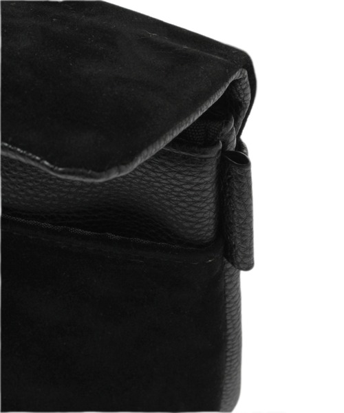 niko and...(ニコアンド)の「フェイクスウェードメッセンジャーバッグ(メッセンジャーバッグ・メンズ・ブラック/ブラウン・0)」の9枚目の写真