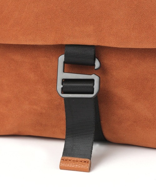 niko and...(ニコアンド)の「フェイクスウェードメッセンジャーバッグ(メッセンジャーバッグ・メンズ・ブラック/ブラウン・0)」の15枚目の写真