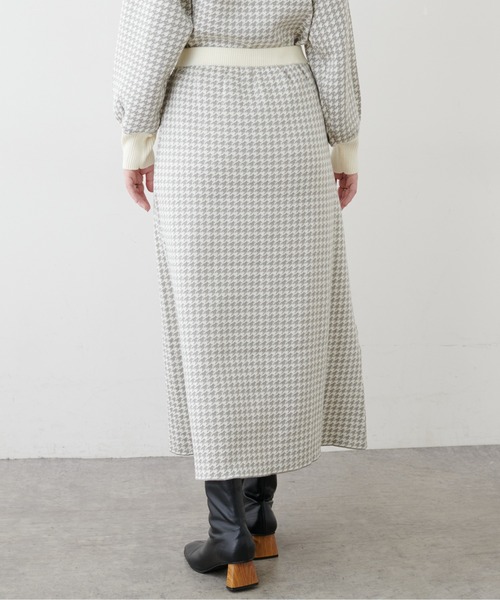 natural couture（ナチュラルクチュール）の「千鳥格子ダブルジャガードニットスカート（スカート・レディース・ネイビー/ブラウン/グレー・FREE）」の9枚目の写真