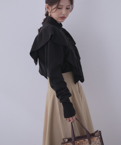 vis-`a-vis（ビサビ）の「【WEB限定】魅せるフリルニットプルオーバー（ニット/セーター・レディース・ブラック/グレー/キナリ/ピンク系その他2・FREE）」の2枚目の写真