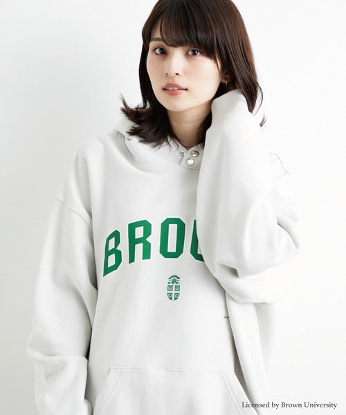 JUNRED（ジュンレッド）の「BROWN UNIVERSITY×JUNRed カレッジロゴプルパーカー（パーカー・メンズ・チャコールグレー/ライトグレー/グリーン・L/M）」の7枚目の写真