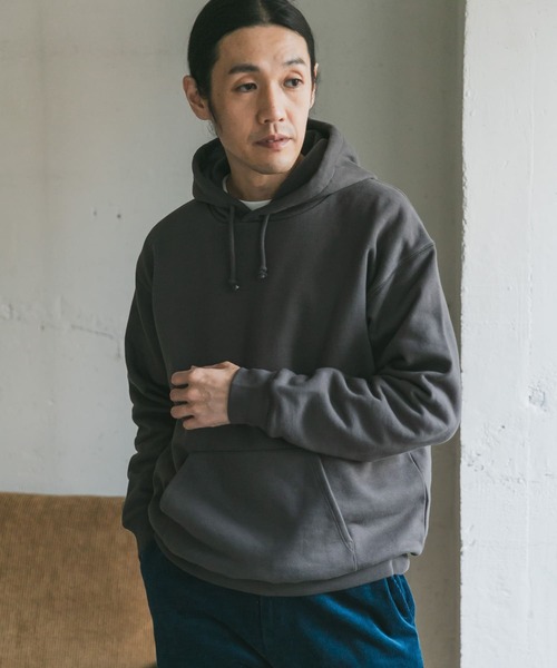 URBAN RESEARCH DOORS（アーバンリサーチドアーズ）の「裏起毛プルオーバーフーディー（パーカー・メンズ・チャコールグレー/レッド/ベージュ系その他・40/38/42）」の9枚目の写真