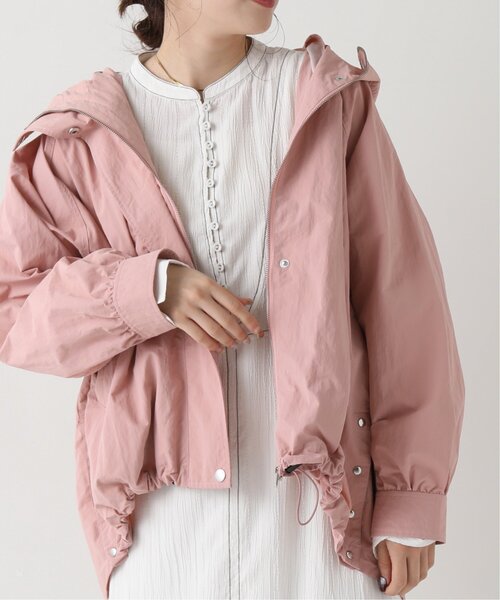 RAY CASSIN（レイカズン）の「カラーナイロンBIGパーカー（マウンテンパーカー・レディース・カーキ/ピンク/キナリ・FREE）」の3枚目の写真