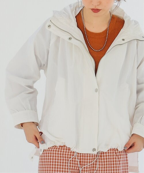 RAY CASSIN（レイカズン）の「カラーナイロンBIGパーカー（マウンテンパーカー・レディース・カーキ/ピンク/キナリ・FREE）」の2枚目の写真