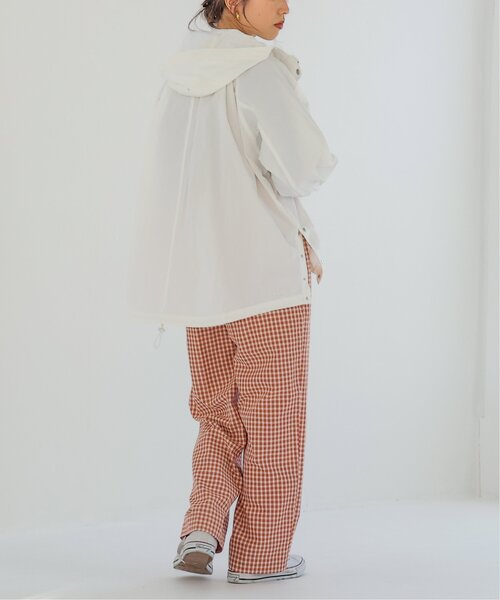 RAY CASSIN（レイカズン）の「カラーナイロンBIGパーカー（マウンテンパーカー・レディース・カーキ/ピンク/キナリ・FREE）」の17枚目の写真