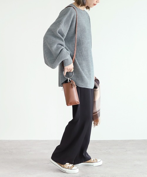 reca（レカ）の「ワッフル編みドルマンスリーブニット（ニット/セーター・レディース・ブラック/グレー/グレイッシュベージュ・FREE）」の20枚目の写真