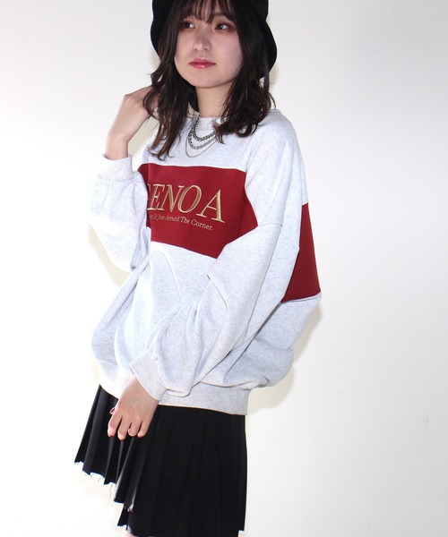 one way(ワンウェイ)の「【oneway Jeans】配色ラメロゴトレーナー(スウェット・レディース・ライトグレー/ブラック/ライトグリーン/ダークブルー・FREE)」の20枚目の写真