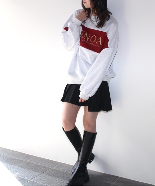 one way(ワンウェイ)の「【oneway Jeans】配色ラメロゴトレーナー(スウェット・レディース・ライトグレー/ブラック/ライトグリーン/ダークブルー・FREE)」の21枚目の写真