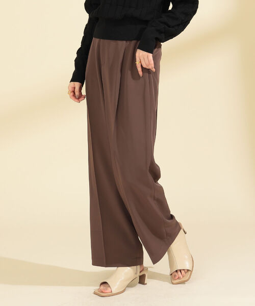 Ray BEAMS（レイビームス）の「Ray BEAMS / 1タック ストレート カラー パンツ（スラックス・レディース・ブラウン/ブルー/ピンク・1/0）」の8枚目の写真