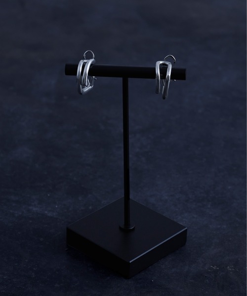 Ellno Loset(エルノロゼット)の「クリップイヤーカフ(イヤーカフ・メンズ・シルバー・FREE)」の4枚目の写真