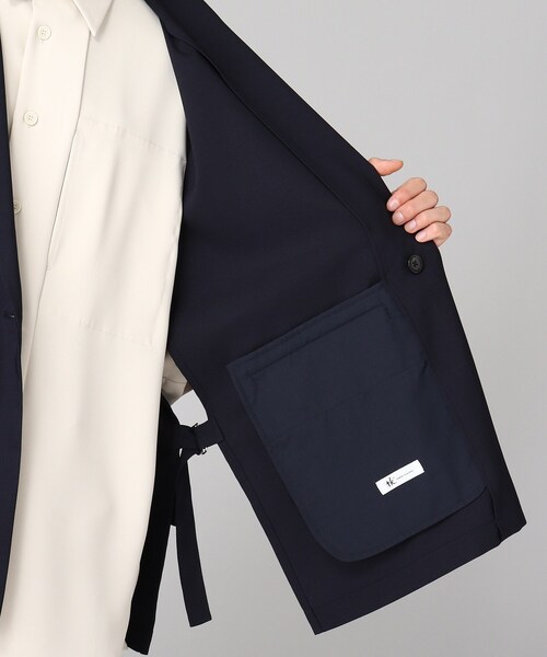 tk.TAKEO KIKUCHI（ティーケータケオキクチ）の「◆ダブルベルトノースリーブジャケット（ユニセックスアイテム）（ベスト・メンズ・ナチュラル/ネイビー/ブラック・66/03/02）」の19枚目の写真