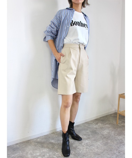 MLI'A(エムリア)の「フェイクレザーショート/パンツ(その他パンツ・レディース・アイボリー/ブラック/ブラウン・FREE)」の4枚目の写真