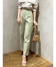 ハイウエストタックパンツ