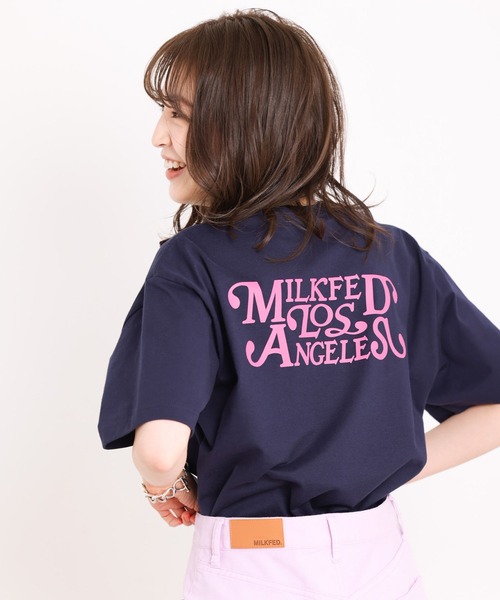 MILKFED.(ミルクフェド)の「S/S TEE FABULOUS LOGO(Tシャツ/カットソー・レディース・ホワイト/ライトブルー/ブラック/ネイビー/オフホワイト・ONE SIZE)」の1枚目の写真