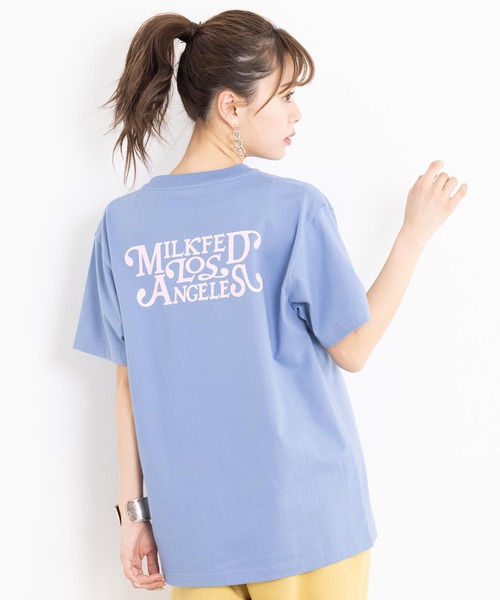MILKFED.(ミルクフェド)の「S/S TEE FABULOUS LOGO(Tシャツ/カットソー・レディース・ホワイト/ライトブルー/ブラック/ネイビー/オフホワイト・ONE SIZE)」の5枚目の写真