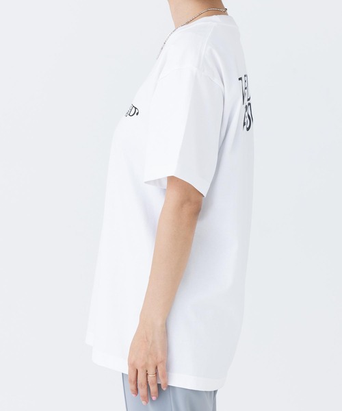 MILKFED.(ミルクフェド)の「S/S TEE FABULOUS LOGO(Tシャツ/カットソー・レディース・ホワイト/ライトブルー/ブラック/ネイビー/オフホワイト・ONE SIZE)」の14枚目の写真