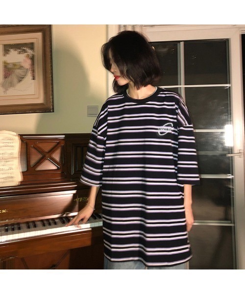 BASQUE magenta（バスクマゼンタ）の「マルチボーダービッグシルエットTシャツ（Tシャツ/カットソー・レディース・ブラック/パープル・FREE）」の5枚目の写真