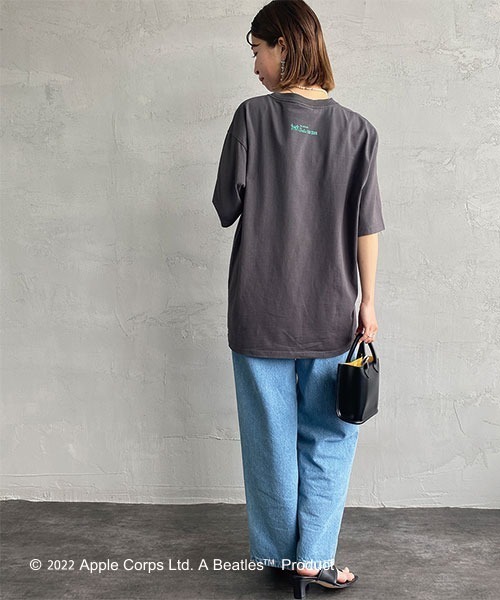 The Beatles（ザビートルズ）の「[THE BEATLES/ザ ビートルズ] フォトプリントTシャツ（Tシャツ/カットソー・レディース・オフホワイト/チャコール・XL/L/M）」の21枚目の写真