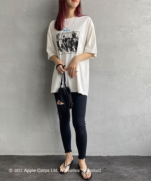 The Beatles（ザビートルズ）の「[THE BEATLES/ザ ビートルズ] フォトプリントTシャツ（Tシャツ/カットソー・レディース・オフホワイト/チャコール・XL/L/M）」の7枚目の写真