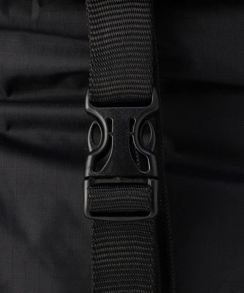 Epperson Mountaineering（エパーソンマウンテニアリング）の「EPPERSON MOUNTAINEERING | パッカブルバックパック（バックパック/リュック・レディース・ブラック/イエロー・ONE SIZE）」の13枚目の写真