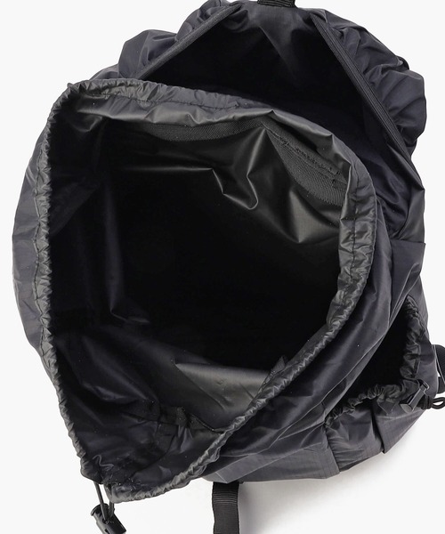 Epperson Mountaineering（エパーソンマウンテニアリング）の「EPPERSON MOUNTAINEERING | パッカブルバックパック（バックパック/リュック・レディース・ブラック/イエロー・ONE SIZE）」の11枚目の写真