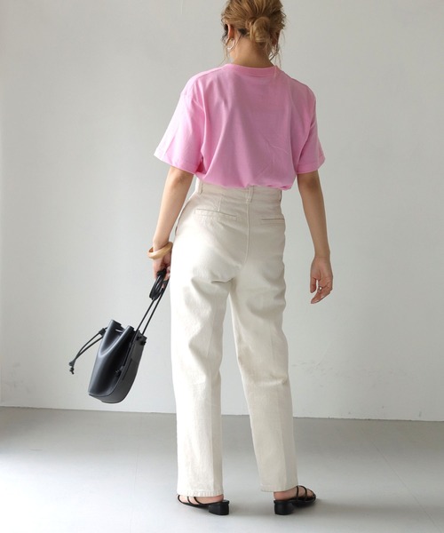 HER CLOSET(ハークローゼット)の「【shemoshelly】WEB限定 5.6オンスユニセックスCloirロゴT 新色追加(Tシャツ/カットソー・レディース・ホワイト/チャコールグレー/ブラック/ピンク/ブラウン/ネイビー/ホワイト系その他/ホワイト系その他2・S/M/L)」の16枚目の写真