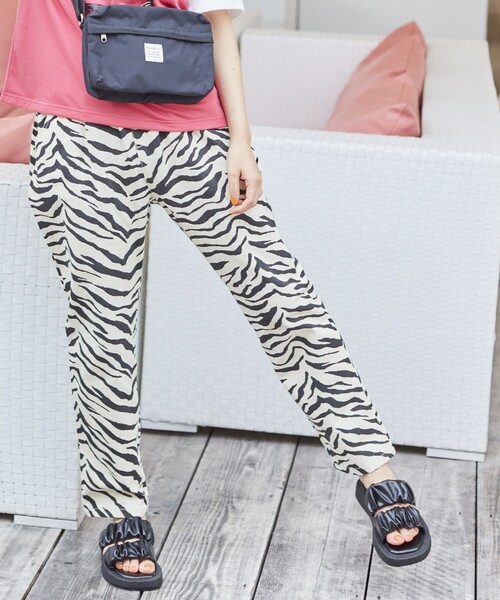 DRESKIP（ドレスキップ）の「◆ギャザースポサン（サンダル・レディース・ブラック/アイボリー・45/35）」の13枚目の写真