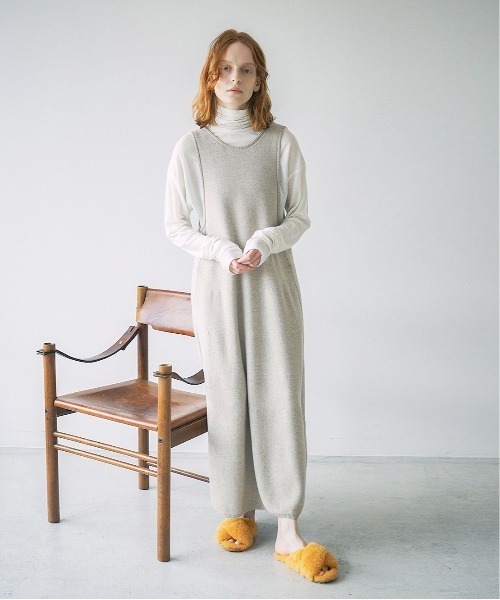 And A（アンドエー）の「unfil アンフィル / superfine merino crape-jersey  turtle スーパーファインメリノ クレープジャージー タートルネックニットソー / WWFL-UW126（ニット/セーター・レディース・ライトグレー/ブラック/オフホワイト・1）」の10枚目の写真