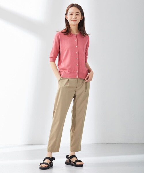 J.PRESS(ジェイプレス)の「【洗える・抗菌防臭】コットンアセテート カーディガン(カーディガン/ボレロ・レディース・ベージュ系/ネイビー系/ライトグリーン系/ピンク系/ホワイト系1・T13/T15)」の16枚目の写真