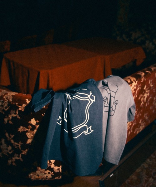 RE: Number (N)ine（リナンバーナイン）の「【RE: Number (N)ine】EMBLEM CLASH PIGMENT BIO TEE（Tシャツ/カットソー・メンズ・ライトグレー/ダークブラウン/ダークグレー/サンドグレー/スモークグレー/スミクロ・2/4/3）」の21枚目の写真