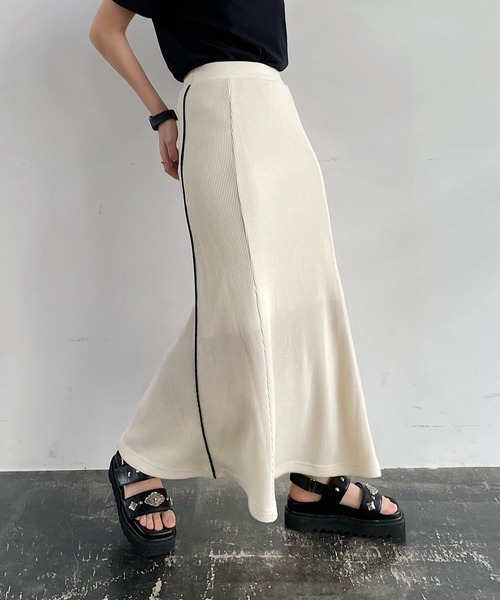 PAGEBOY（ページボーイ）の「ワッフルメロースカート（スカート・レディース・ブラック/オフホワイト/カーキ・FREE）」の6枚目の写真