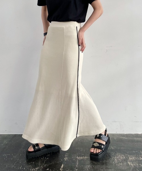 PAGEBOY（ページボーイ）の「ワッフルメロースカート（スカート・レディース・ブラック/オフホワイト/カーキ・FREE）」の18枚目の写真