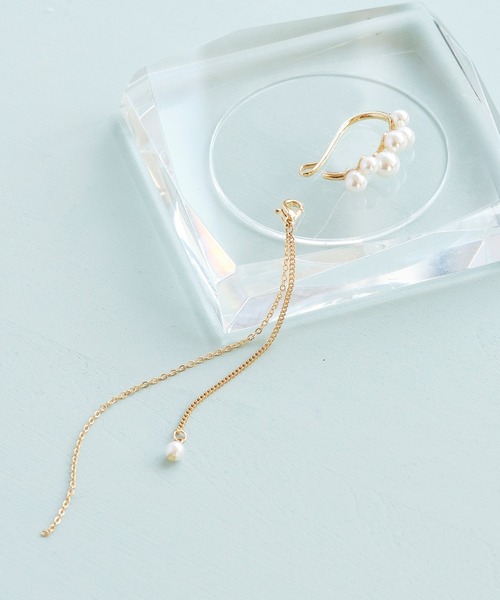Phoebe（フィービィー）の「2wayデコラティブパールチェーンイヤーカフ（イヤーカフ・レディース・イエローゴールド/シルバー/ピンクゴールド/ゴールド系1/シルバー系1・FREE）」の13枚目の写真