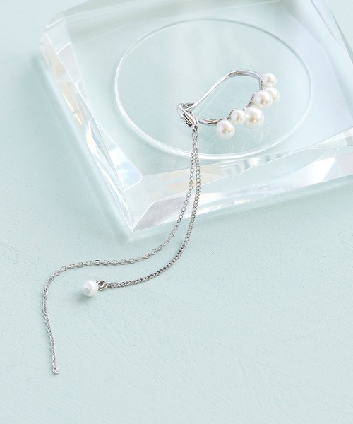 Phoebe（フィービィー）の「2wayデコラティブパールチェーンイヤーカフ（イヤーカフ・レディース・イエローゴールド/シルバー/ピンクゴールド/ゴールド系1/シルバー系1・FREE）」の15枚目の写真