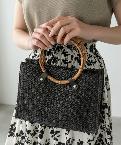 Edit Sheen(エディットシーン)の「バンブーハンドルペーパーかごバッグ(かごバッグ・レディース・ブラック/ベージュ・FREE)」の3枚目の写真