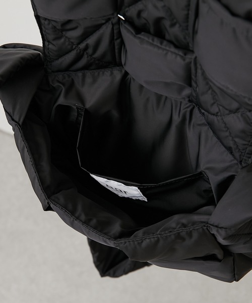 ear PAPILLONNER 撥水ライトメッシュショルダーバッグ　ブラック ear PAPILLONNER（イアパピヨネ）の「撥水ライトメッシュ