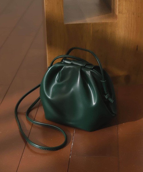 SENSE OF PLACE by URBAN RESEARCH（センスオブプレイスバイアーバンリサーチ）の「ボリュームタックショルダーバッグ（ショルダーバッグ・レディース・オレンジ/ブルー/アイボリー/ブラック/グリーン・ONE）」の8枚目の写真