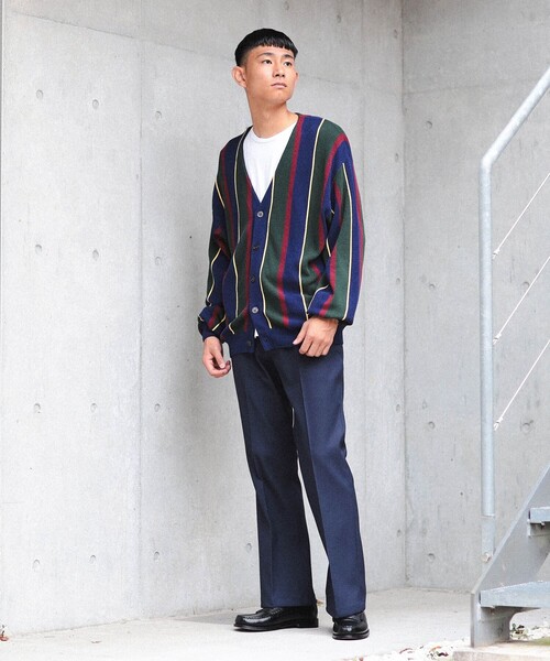 BEAMS(ビームス)の「BEAMS / 9ゲージ マルチストライプ ニットカーディガン(カーディガン/ボレロ・メンズ・ネイビー/サックスブルー・S/M/L/XL)」の8枚目の写真