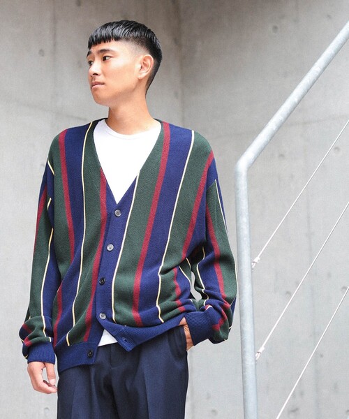 BEAMS(ビームス)の「BEAMS / 9ゲージ マルチストライプ ニットカーディガン(カーディガン/ボレロ・メンズ・ネイビー/サックスブルー・S/M/L/XL)」の9枚目の写真