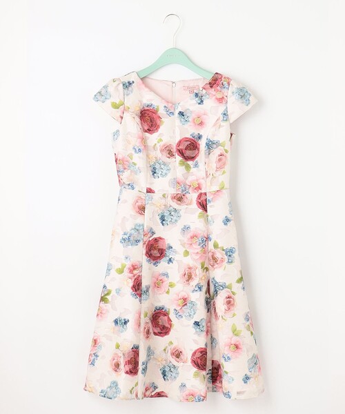 TOCCA(トッカ)の「ATELIER SENKA ドレス(ワンピース・レディース・アイボリー系7/ブラック系7・4/6/2/0)」の12枚目の写真