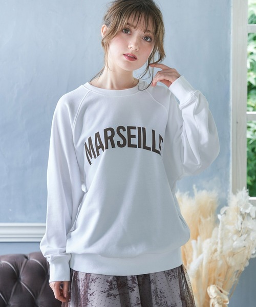 NOELA(ノエラ)の「【WEB限定】オーバーサイズロゴスウェット(スウェット・レディース・チャコールグレー/ネイビー/オフホワイト・フリー)」の5枚目の写真