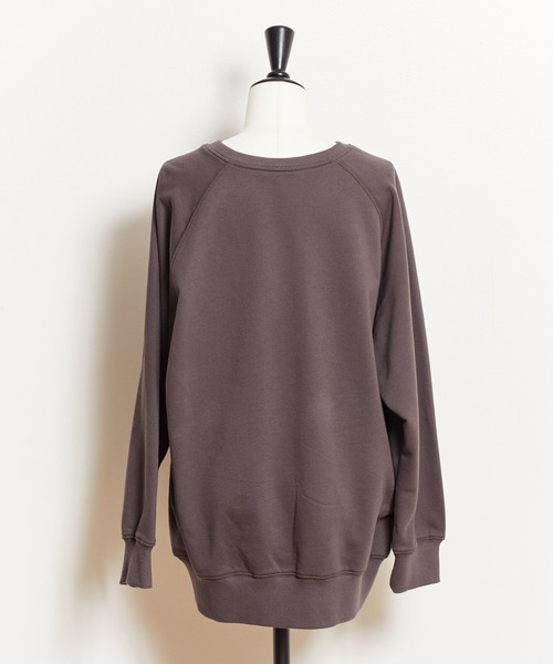 NOELA(ノエラ)の「【WEB限定】オーバーサイズロゴスウェット(スウェット・レディース・チャコールグレー/ネイビー/オフホワイト・フリー)」の20枚目の写真