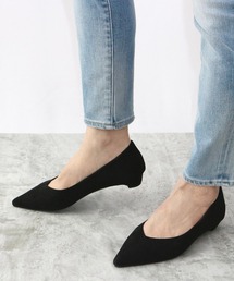 ポインテッドトゥVカットパンプス【低反発スポンジ入り】