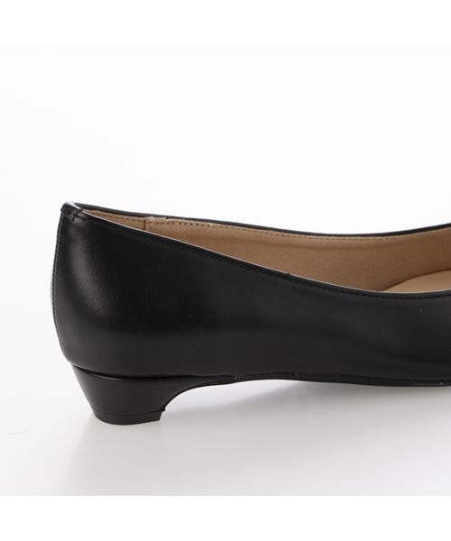 Fin(フィン)の「ポインテッドトゥVカットパンプス【低反発スポンジ入り】(パンプス・レディース・ベージュ/ブラック系その他/グレー/ブラック・23.5cm/22.5cm/24cm/23cm/24.5cm)」の9枚目の写真