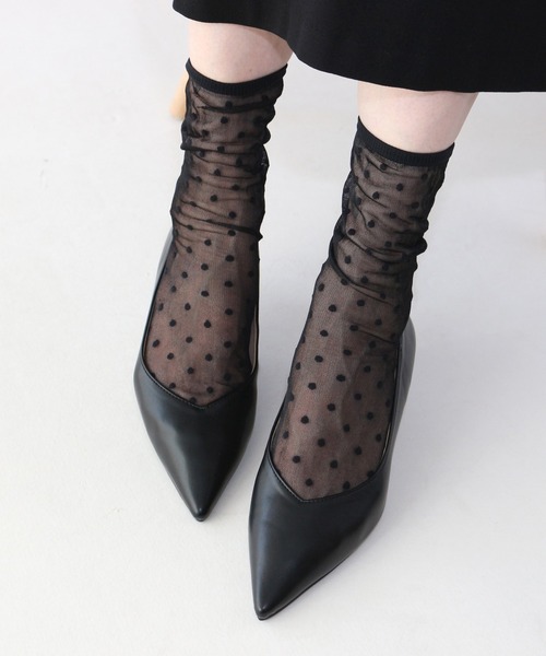 Fin(フィン)の「ポインテッドトゥVカットパンプス【低反発スポンジ入り】(パンプス・レディース・ベージュ/ブラック系その他/グレー/ブラック・23.5cm/22.5cm/24cm/23cm/24.5cm)」の15枚目の写真