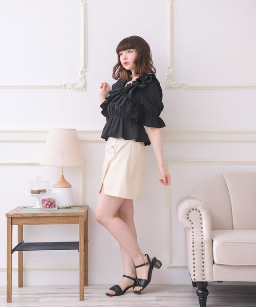 ems excite（エムズエキサイト）の「ドッキングフリルBL（シャツ/ブラウス・レディース・ホワイト/ブラック/ブルー・FREE）」の5枚目の写真